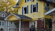 KCFD extinguishes vacant house fire on College Avenue
