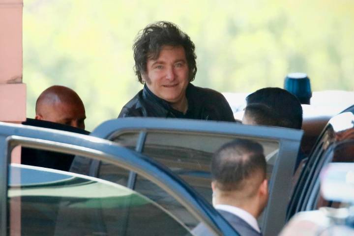 Gabinete. Milei pidió “cuidar el triunfo” y Adorni anunció una flexibilización de las vacaciones de los ministros