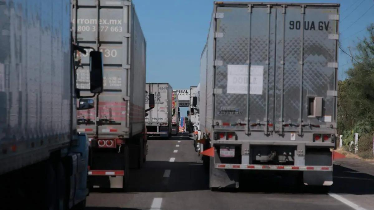 Productores liberan casetas por la noche, retoman bloqueos totales este jueves en Sinaloa