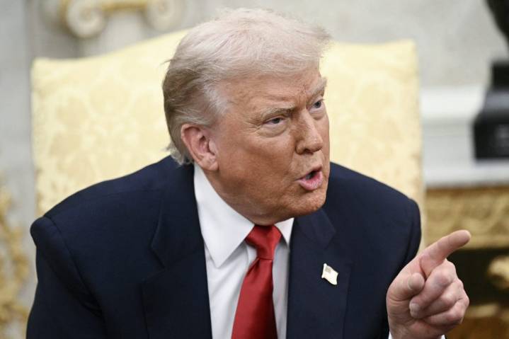 Trump threatens Democrats who told troops to defy illegal orders