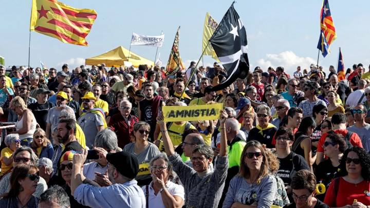 El abogado general de la UE avala aplicar la amnistía a Puigdemont por malversación y a los CDR por terrorismo, pero cuestiona algunos puntos de la ley