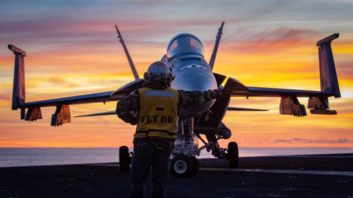 Boeing Defense Offers $6,000 Ratification Bonus To St. Louis Employees To End Strike