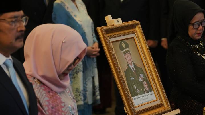 Indonesia declares late dictator Suharto a national hero, despite outrage from rights groups