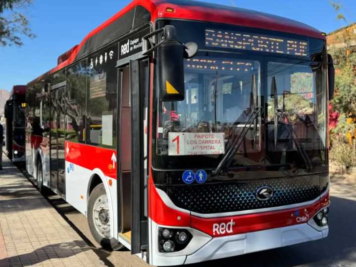 Copiapó: El problema vial que complica a choferes y usuarios de los buses eléctricos