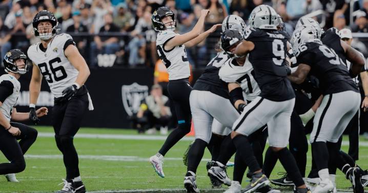 An NFL kicker just hit a 68-yard field goal. Yes, you read that right.