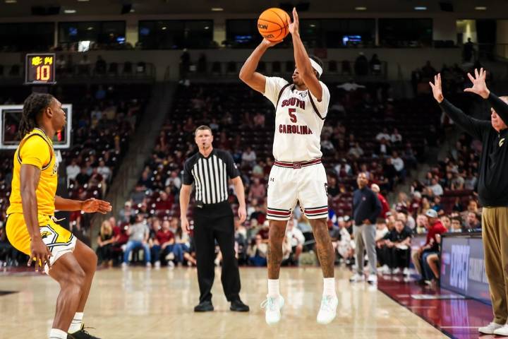 Deadspin | After avoiding upset, South Carolina primed for visit from Presbyterian