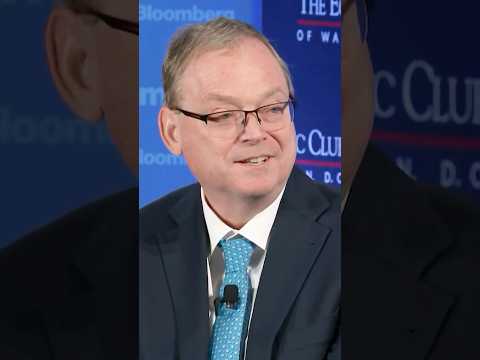 Hassett Says He'd Accept Fed Chair Job If Trump Offers