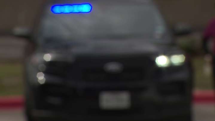 5 people taken to hospital following multi-car crash in northeast Austin