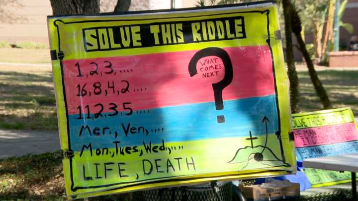 Muslim students describe 'very scary situation' during USF campus prayer