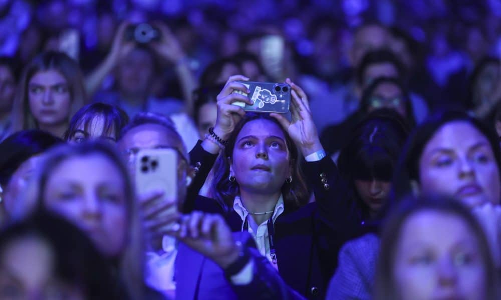 China logra el asiento de honor en la 10ª edición de la feria Web Summit de Lisboa