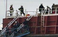 Person dies after falling onto barge in Duwamish River