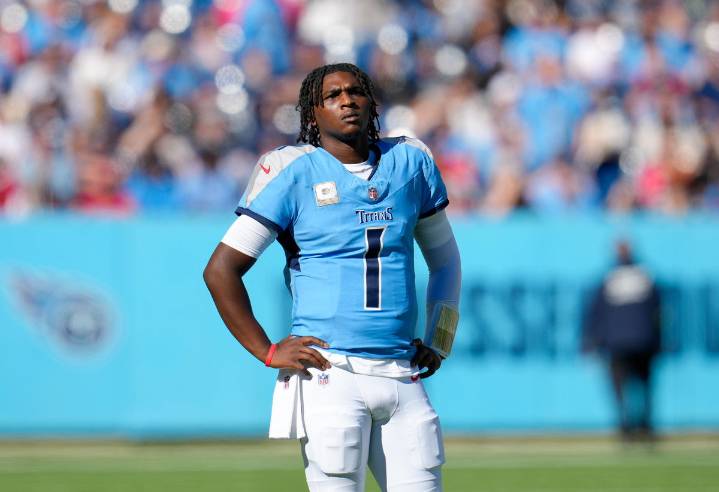 Interim HC Mike McCoy Demands Accountability From Cam Ward’s Offense After Titans’ Loss to Seahawks