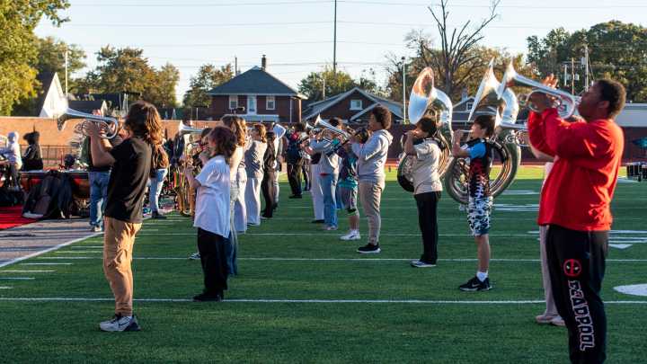 What is the best marching band in Evansville area? Vote now!
