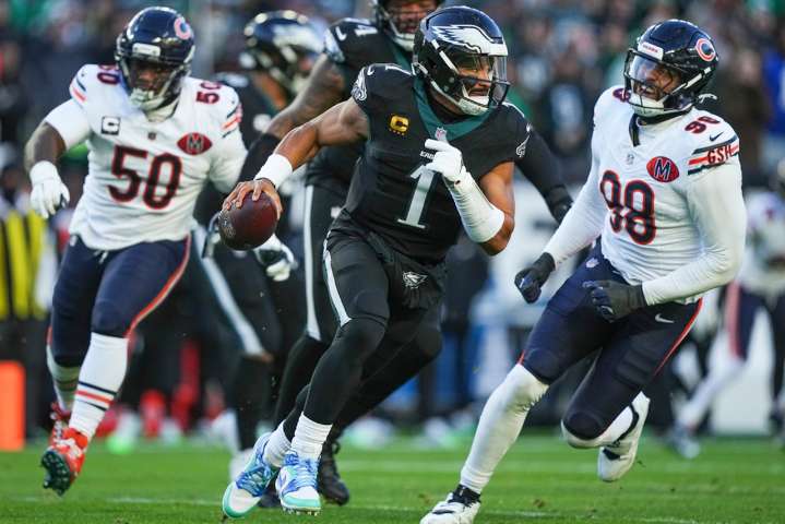Philadelphia Eagles booed in loss to Chicago Bears: Who's to blame? Kevin Patullo, more