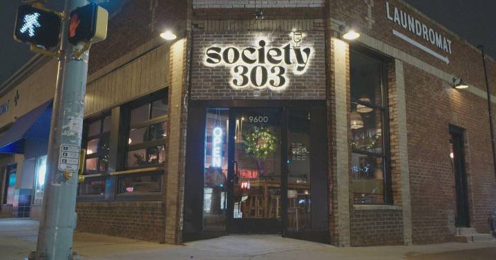 New Aurora wine bar joins next chapter for East Colfax Avenue