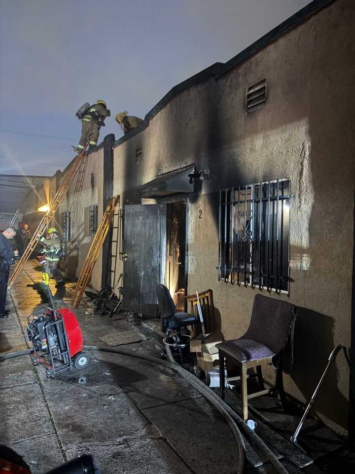 Elderly woman found dead in South LA apartment fire