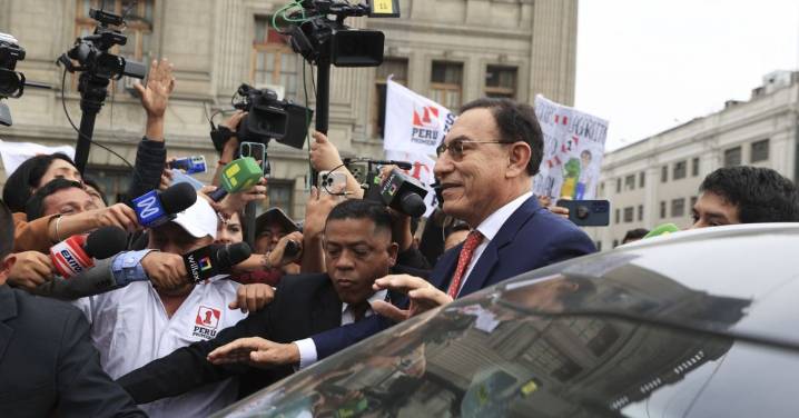Martín Vizcarra llega hasta la sede judicial para lectura de sentencia: "Contento, tranquilo, satisfecho"