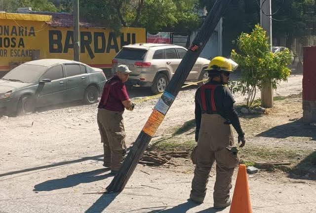Atienden bomberos llamada de auxilio en Colonia Azteca