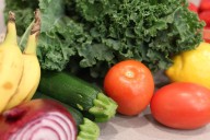 How to make groceries last longer using the refrigerator