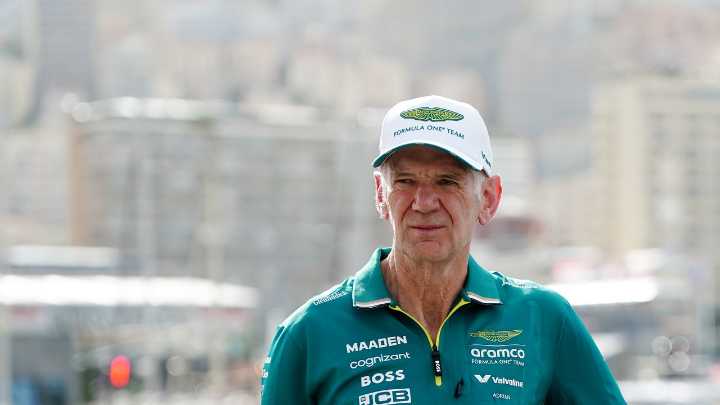 Newey no se moja sobre las opciones de Alonso con Aston Martin en 2026: "La respuesta más sincera..."