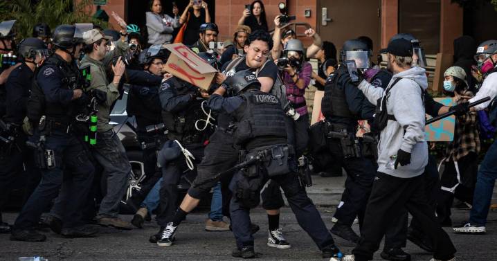 What does a journalist look like? The city attorney wants to know