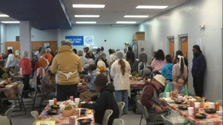 Saint Vincent De Paul held sit-down meals on Thanksgiving Day