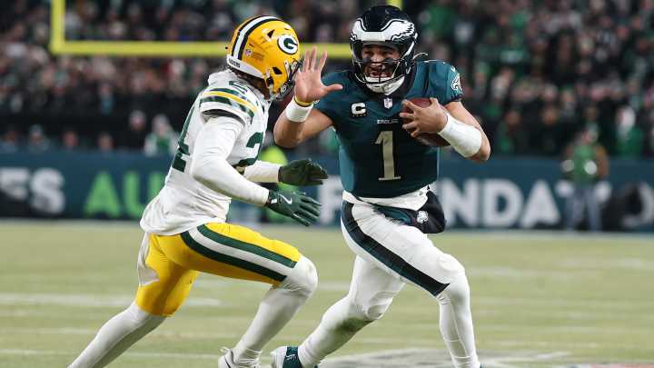 Where to watch Eagles-Packers NFL game tonight live on Monday Night Football