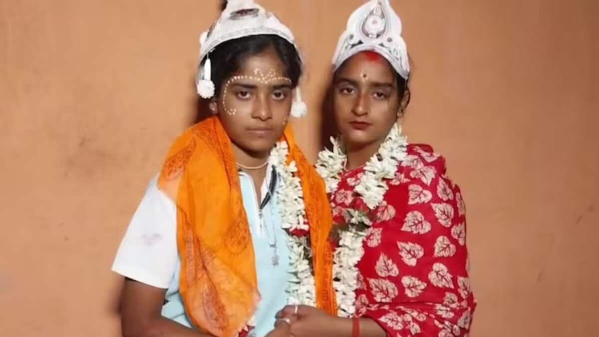 With their villagers’ support, 2 women marry in Bengal’s Sundarbans temple