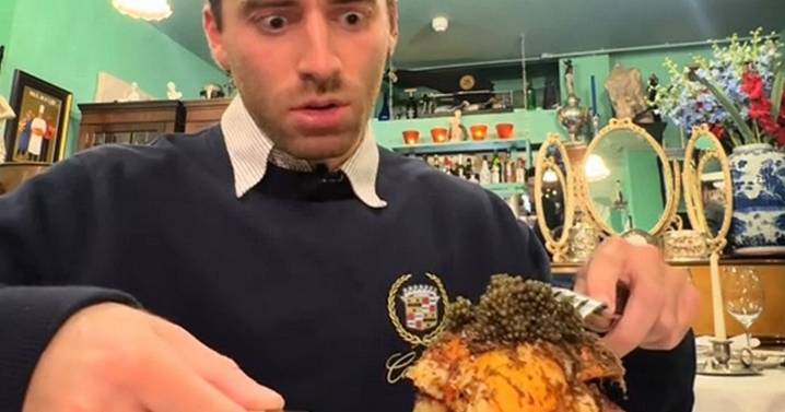 'I tried £350 burger with caviar and lobster