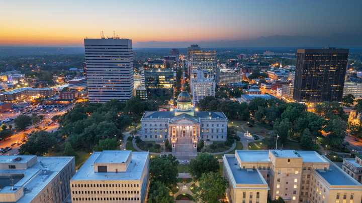 United Airlines Chooses Wisely And Adds New Flight To Most Searched Thanksgiving Destination In The U.S.