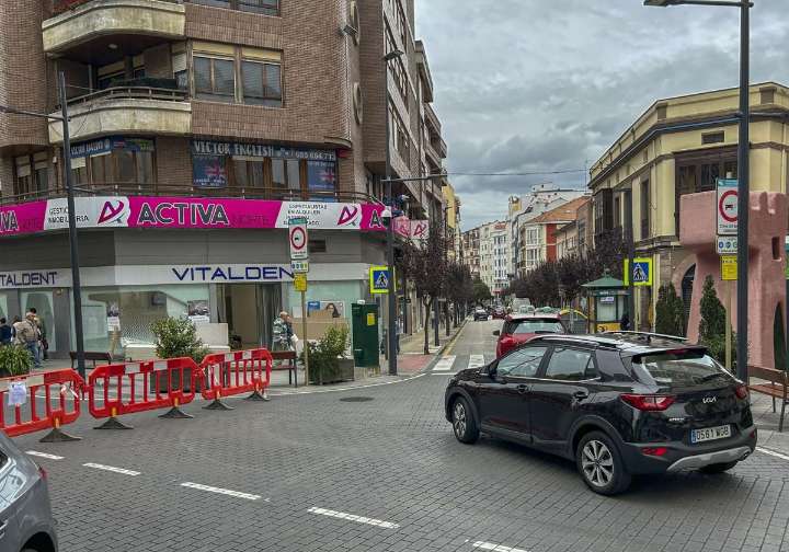 Torrelavega anula las sanciones por el caos de tráfico en Julián Ceballos