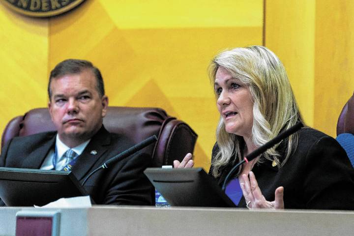 Henderson officials to mull censure of Councilwoman Carrie Cox