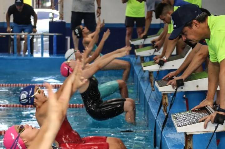 La fiesta acuática del Capri ya está en marcha: récord, invitados internacionales y pura emoción