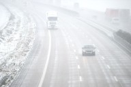 Gross weather in Alberta with risk of icy roads and 100 km/h winds