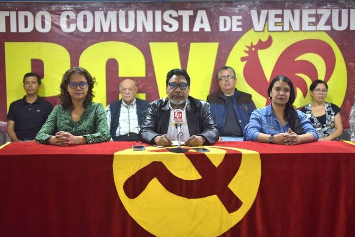 Comunistas ven que EE.UU. busca «ventajas» al intentar intervenir en crisis venezolana