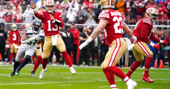 Christian McCaffrey and the 49ers aim to get back on track at the Giants