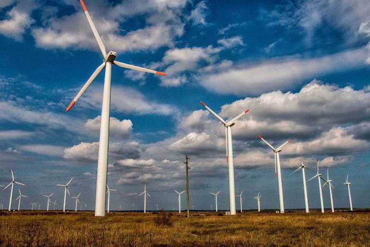 Green energy stock in focus after securing 100 MW turbine order in Gujarat