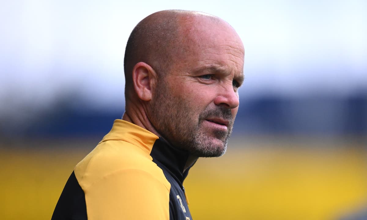 Who will take charge of Wolves against Chelsea FC today after Vitor Pereira sacking?