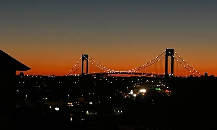 Person hospitalized after multi-vehicle crash on Staten Island’s Verrazzano Bridge