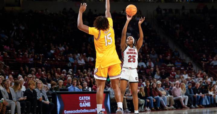 Latson leads three players with 20-plus points in No. 2 South Carolina's 106
