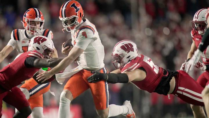 Top-ranked JUCO cornerback flips from USC to Illinois