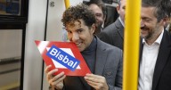 David Bisbal da un concierto por sorpresa en el Metro de Madrid