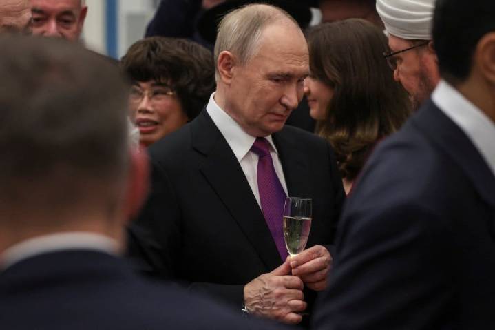 Trump’s Russia Sanctions Are Really Putting the Hurt On