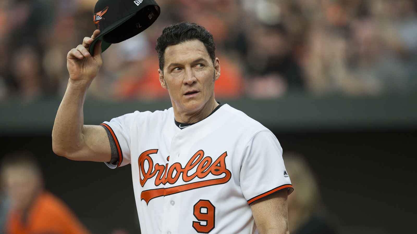 Angels fans will love Kurt Suzuki’s 1st message to new hitting coach Brady Anderson