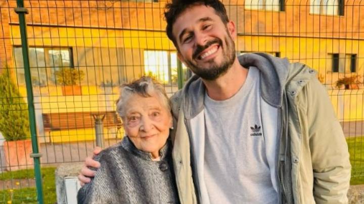 El emotivo encuentro entre Antoñito Molina y una abuela de Valladolid: "Eres de las cosas más bonitas que me han pasado este año"