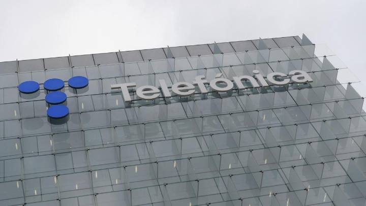 Telefónica pierde 1.080 millones hasta septiembre por el impacto de la venta de negocios de Latinoamérica