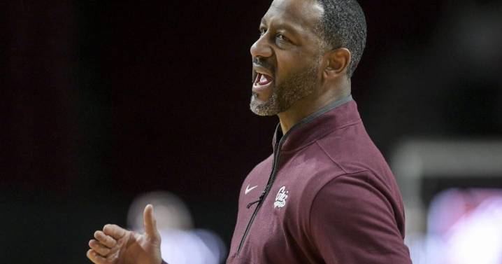 Montana men's basketball suffers first loss at Stanford