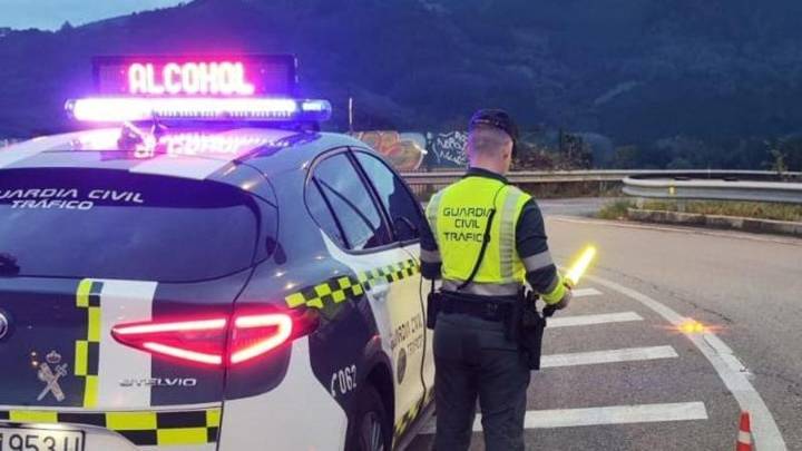 Pillado en Llanes cuando conducía con una tasa de alcohol más de cinco veces superior a la máxima permitida