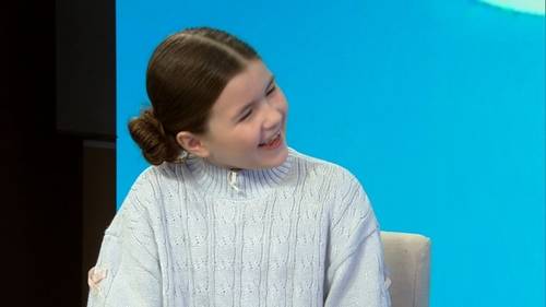 Downers Grove's 4th grader on national tour of 'Mrs. Doubtfire'