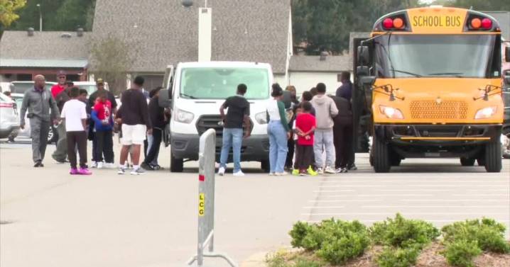 Lafayette Parish kids get seats to NBA action in New Orleans